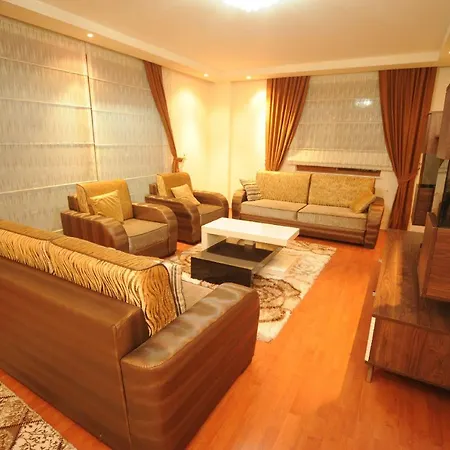 Aylin Holiday Bektas2